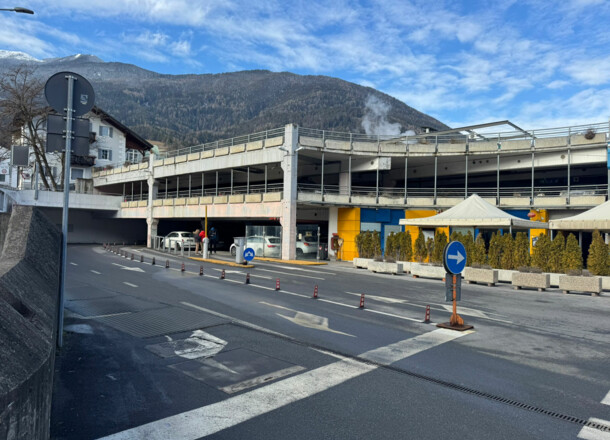 Parkhaus Dantestraße: Übergabe an die Gemeinde Brixen 