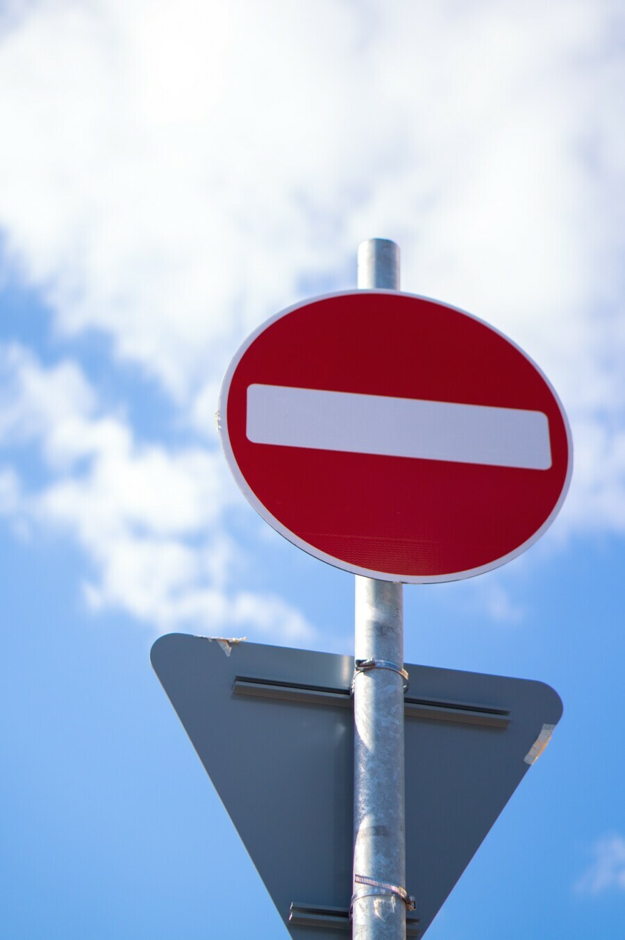 Chiusura temporanea della via della Vigna – frazione di Scezze